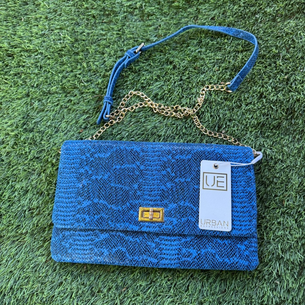 NEW Urban Expressions Vegan Blue Snake Print Crossbody Bag Chain‎ Strap NWT